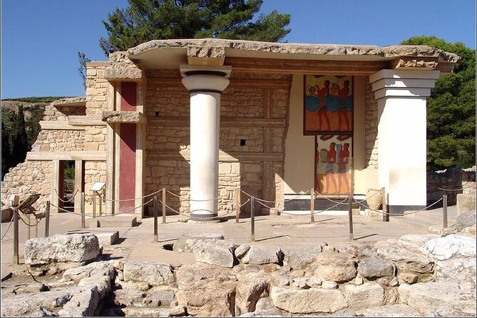 Knossos Palace, Museum & Rethymno city Private Tour from Chania - Price and value for a private group up to 6
