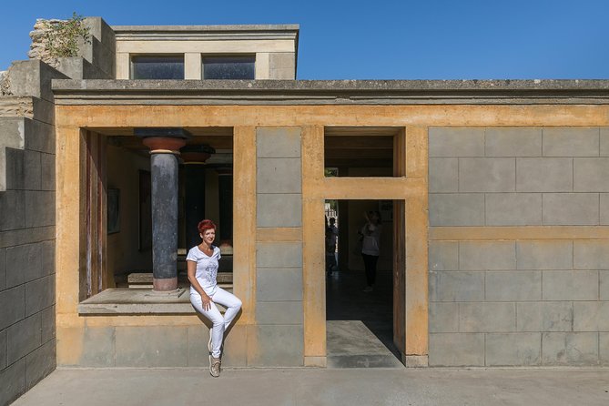 Knossos Palace - Private Tour Experience - Pickup, drop-off, and time management that prevents day-ending stress
