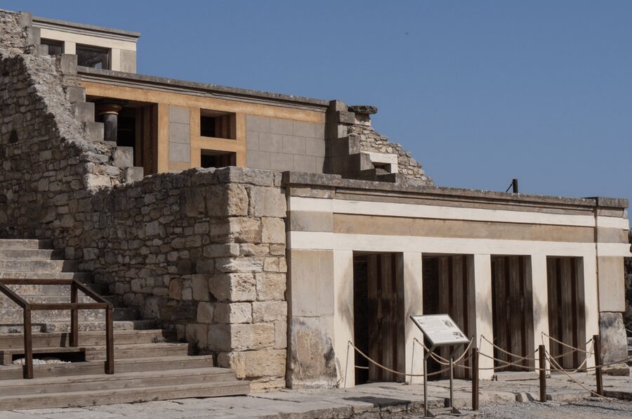 Knossos Palace Private Tour with Licensed Guide and Tickets - Key highlights at a glance
