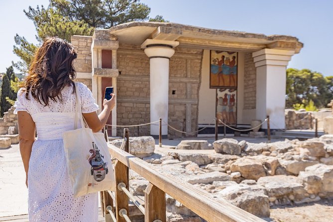 Knossos Palace: Self-Guided Audio Tour on your Phone (without ticket) - Knossos Audio on Your Phone, with the Ticket Still Separate