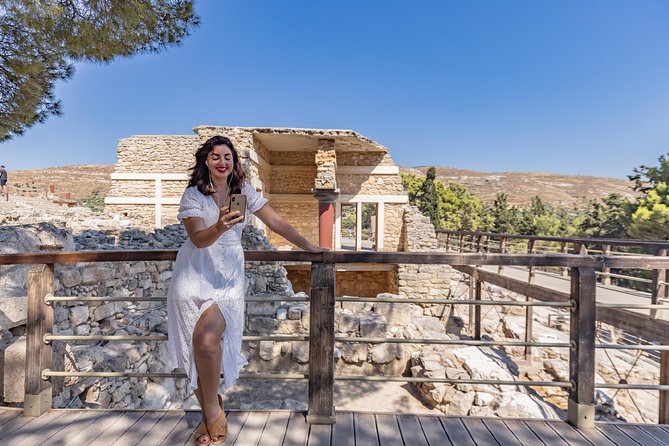 Knossos Palace: Self-Guided Audio Tour on your Phone (without ticket) - Stop 3, North Lustral Area: Purification Rituals and a Photo Magnet