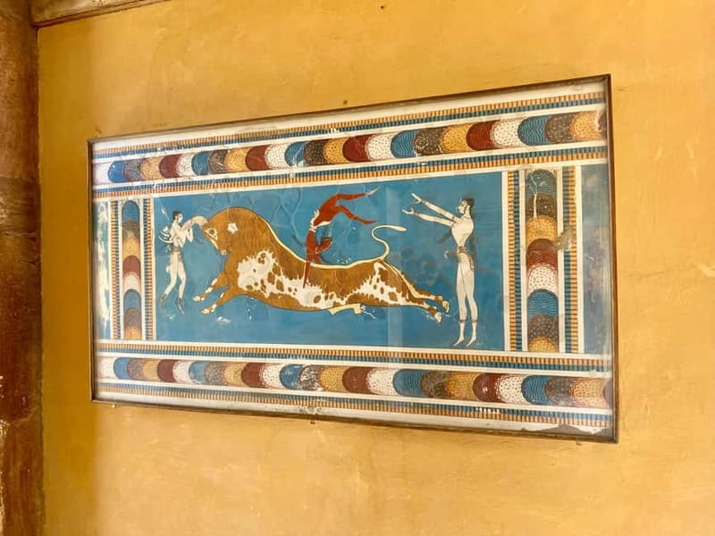 Knossos: Private Tour with a Licensed Guide & Entry Ticket - Why Knossos Still Feels Mysterious