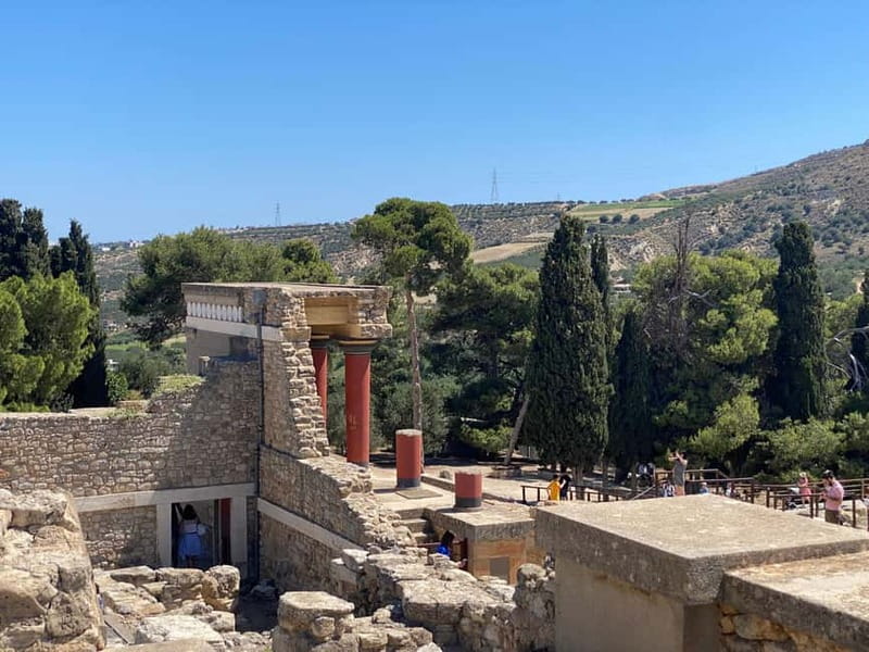 Knossos: Private Tour with a Licensed Guide & Entry Ticket - Who This Tour Fits Best (and Who Should Skip It)