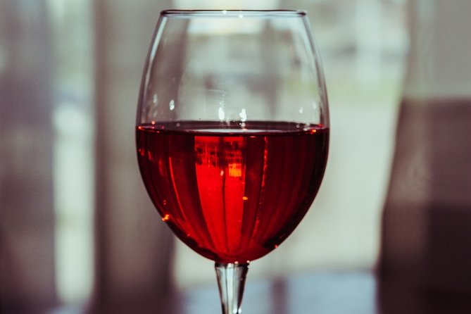 Knossos Wine & More - Domaine Paterianakis wine tasting, four wines with grape-names in your pocket
