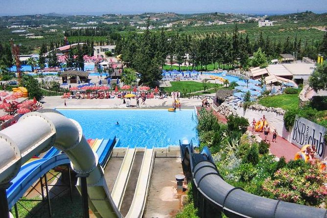 Limnoupolis Water Park All in - Entering Limnoupolis: a water park day that starts strong