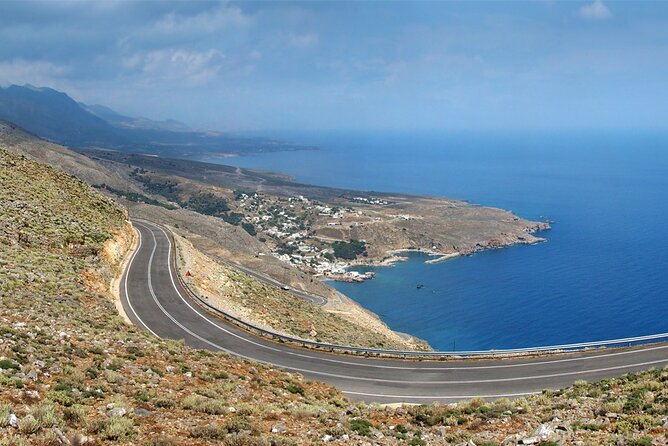 Loutro and Sweet Water Beach from Rethymno - Loutro: 3 hours in a car-free village mood