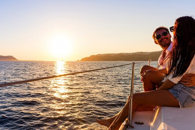 Luxury Catamaran Cruise, Dia Island –Open Bar & Lunch -Top Rated! - Gear Included: Snorkeling, SUP, Fishing, and More
