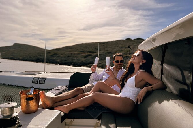 Luxury Catamaran Cruise, Dia Island –Open Bar & Lunch -Top Rated! - Price and What You Are Actually Paying For