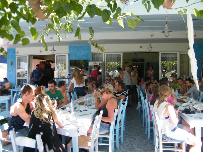 Luxury Jeep Safari to South Coast, Palm Beach and Canyons - The traditional tavern lunch, and why it changes the value