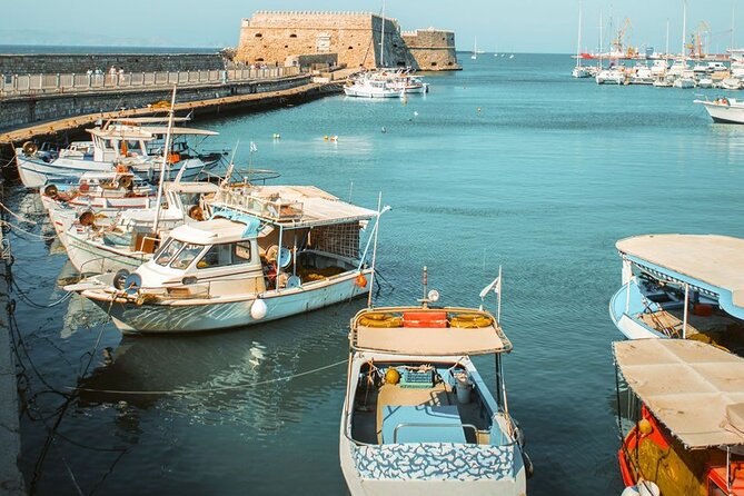 Luxury Tour from Elounda: Knossos Palace & Museum with Wineries - Price and value: what $857.37 per group really covers