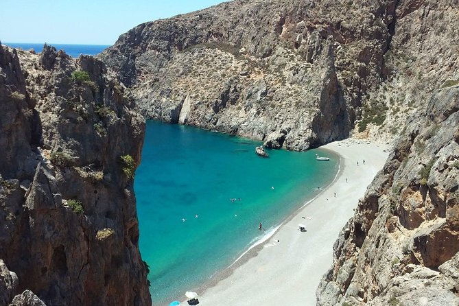 Matala Agiofarago Gorge Guided Jeep Safari Tour - Agiofarago gorge to beach: the short walk that lands you at the water