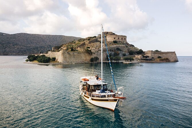 Mirabello Luxuries with Spinalonga & Agios Nikolaos from Elounda - Spinalonga (Kalydon) island by boat from Plaka