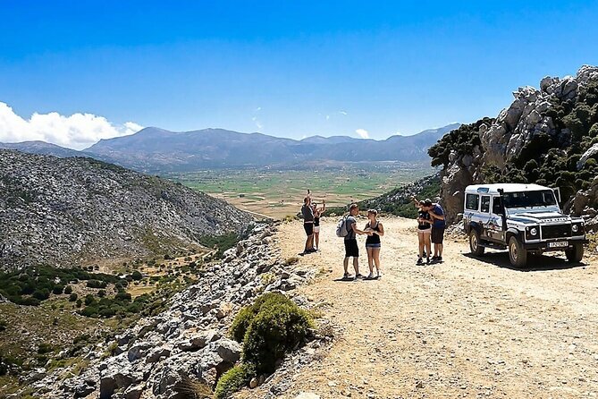 Mountains of Crete 4x4 Tour with Taverna Lunch - Kastamonitsa village time: Raki, olive oil, and small-street wandering