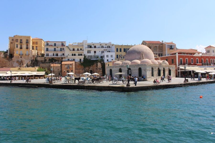 North-East Crete: Chania Full-Day Tour with Snack and Pickup - Aptera ruins: a photo stop with real context