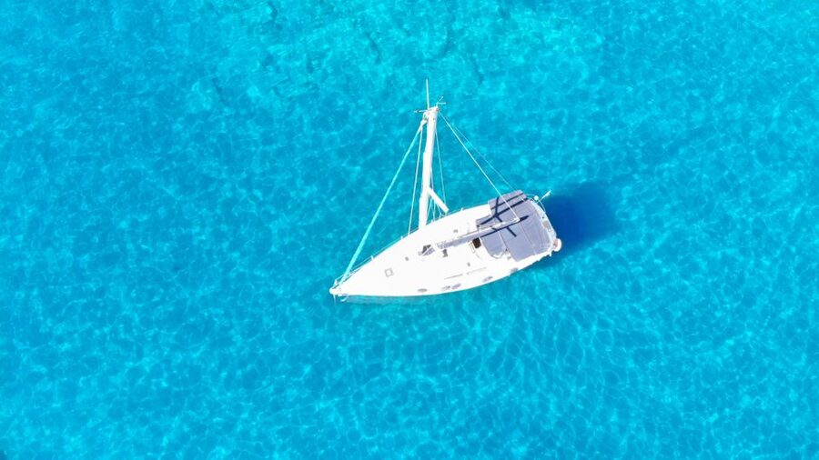 Notos day sailing cruise - Who should book this Notos cruise, and who should skip it