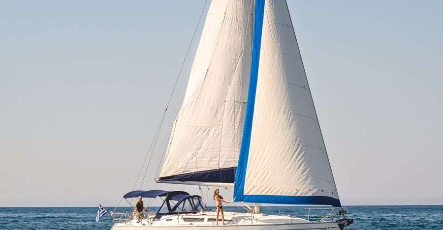 Notos day sailing cruise - Finding Notos at the wooden pier, then getting on the water