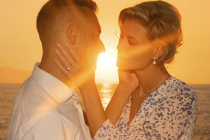 Photographer Crete Professional Photography Click on Demand - Outfit Rentals and Makeup Add-Ons for Photos That Feel Like You