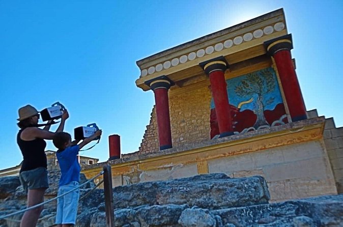 Private Audio and Virtual Tour in Knossos - Price and value at $24.19, plus the entrance fee reminder