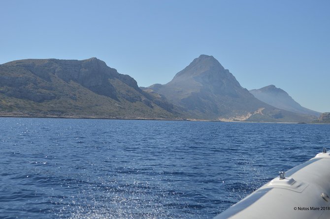 Private Boat Trip Chania - Balos/Gramvousa - Afrata Beach: jump from the boat, then caves and snorkeling