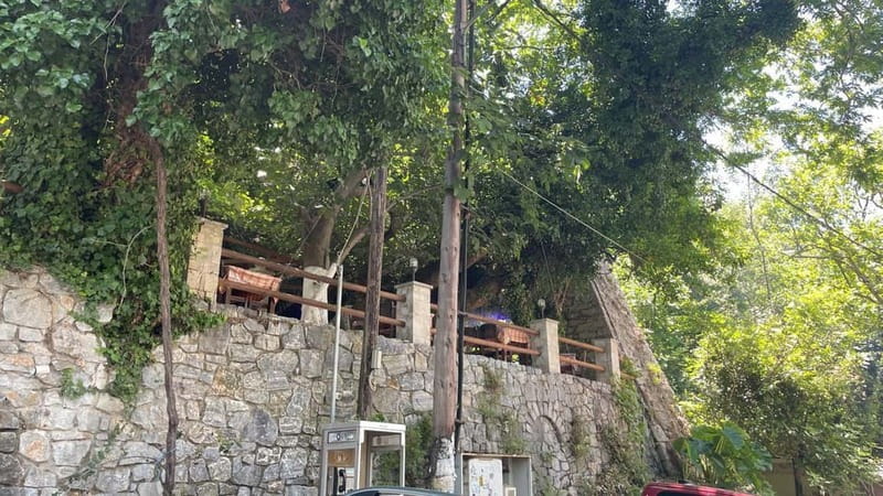 Private Day Trip to Rethymno City and Argyroupoli Waterfalls - Private SUV Pickup Around Chania, Then a Two-Scene Cretan Day