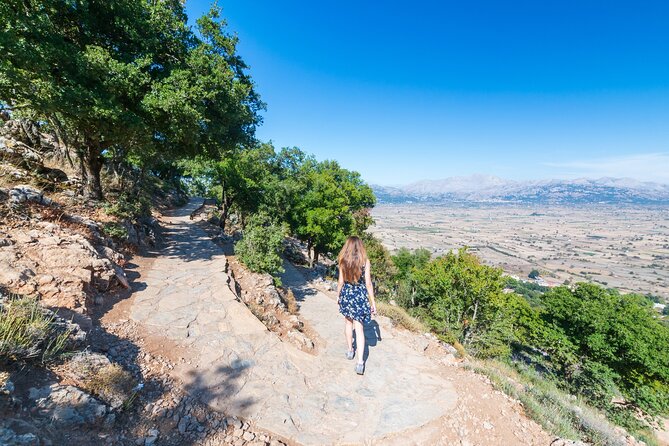 Private Full-Day Knossos-Lasithi Plateau-Cave of Zeus from Elouda - Stop 1: Mochos, a mountain village with Byzantine roots