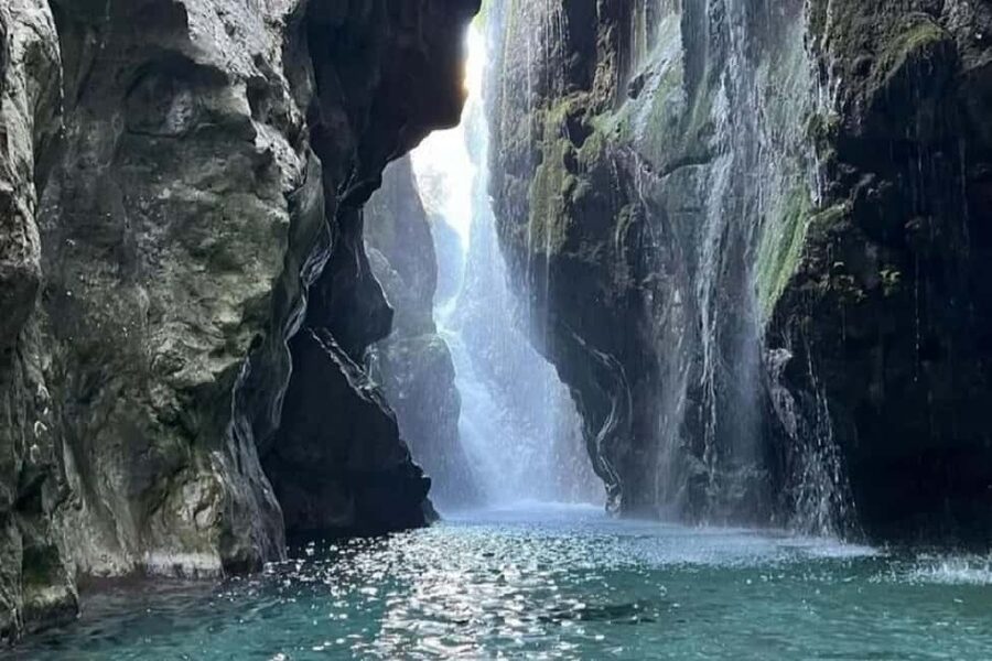 Private Jeep Tour: Kourtaliotiko Gorge, Preveli & Spili Village - The viewpoint stop for photos and a breather