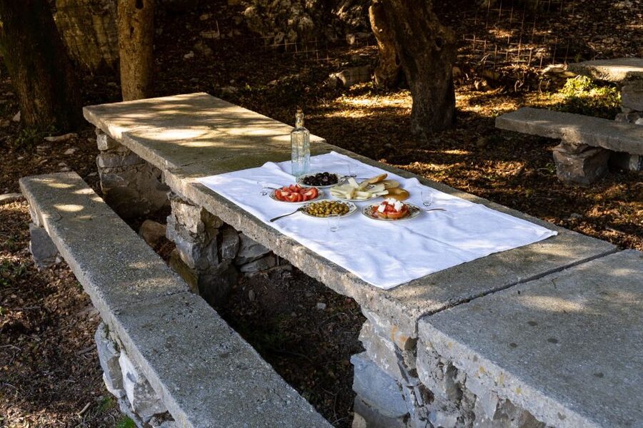 Private Jeep Tour to Psiloritis Mountain & Cooking Lesson - Livadi Plateau and high altitude photo time