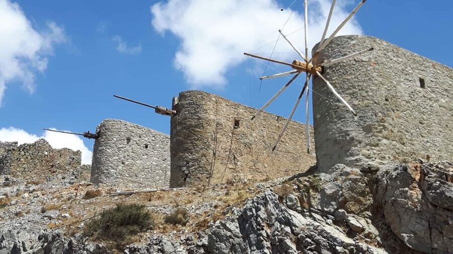 Private-Knossos Palace-Zeus -Villages-Olive Oil Factory - Small-group pacing and real comfort in the van