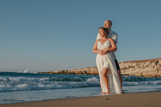 Private Photoshoot In Hersonissos - How the 1-hour shoot in Hersonissos actually works