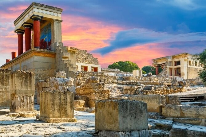 Private Rethymno old town,kourtaliotiko waterfalls& preveli beach - Agia Pelagia coffee stop with big-view payoff