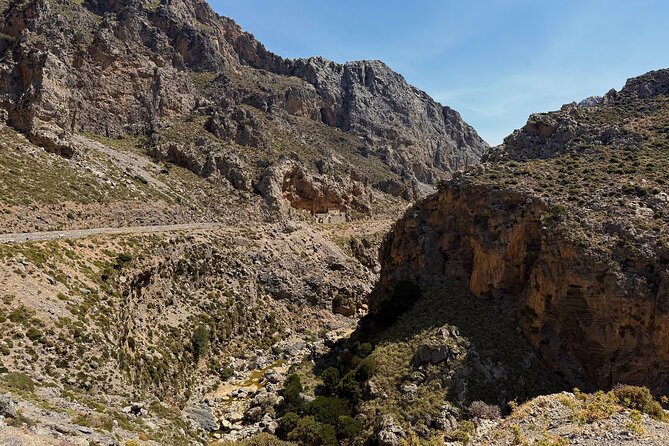Private South Crete Full-Day Tour-Spili, Kourtaliotiko & Preveli - Your driver-guide matters more than you think, especially on a private day