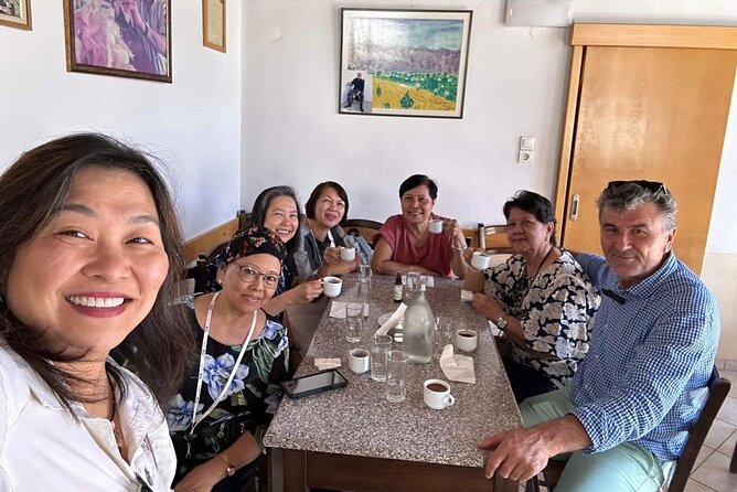 Private Tour-Knossos Palace Zeus Cave Olive Oil Mill & Wine - Krasi’s ancient Platanus tree and Aposelemis Dam: quick nature stops with strong local meaning