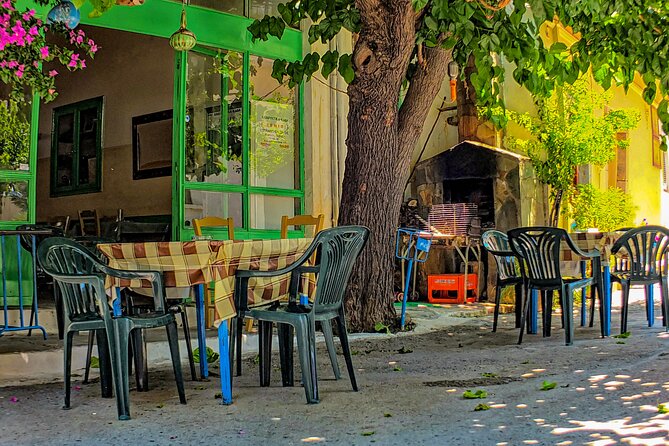 Private Tour of Crete with Knossos Palace and Lassithi Plateau - Restaurant Tzanakis Michael on the Lassithi Plateau: Coffee and a Real Break