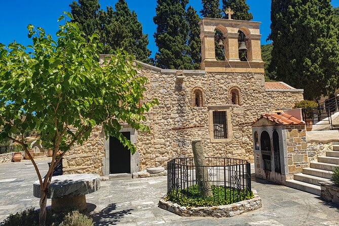 Private Tour of Crete with Knossos Palace and Lassithi Plateau - Price and Value: How Much Is This Really, for Up to 3 People?