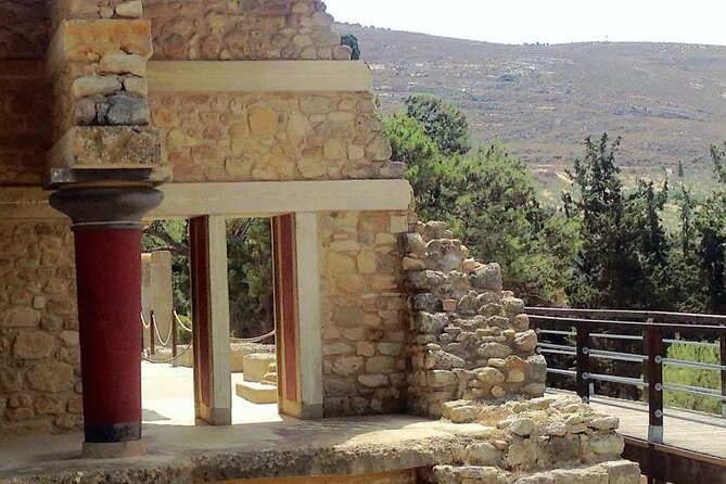 Private Tour of Knossos Minoan Palace and Archaeological Museum - Should You Book This Private Knossos and Museum Tour?