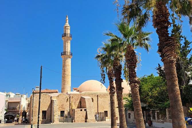 Private Tour to Unique Chania and Rethymno Cities - The real value: a local guide who ties buildings to daily life