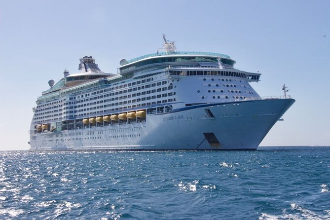 Private Transfer from Chania city Hotels to Heraklion Cruise Port - Pickup in Chania: Nameplate, Luggage Help, and Real Comfort