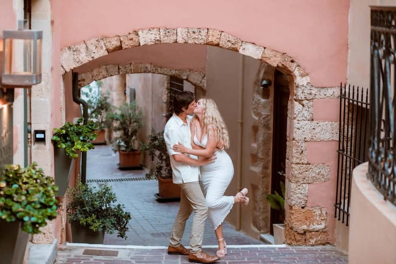 Private Vacation Photoshoot with Photographer in Chania - Reviews: The Parts People Seem to Value Most
