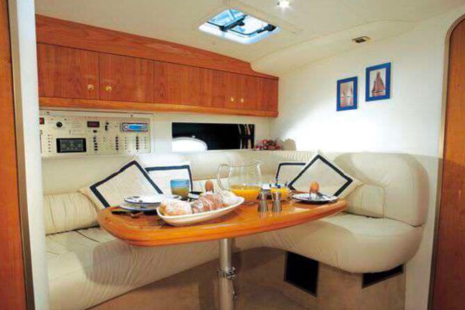 Private VIP Yacht 34" Excursion - Explore/Swim/Snorkel - Full day - Weather and wind: the one factor that can shift your plan