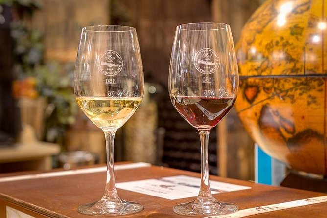 PRIVATE Walking Tour with Lunch and Wine Tasting by a Sommelier - Key things to know before you go