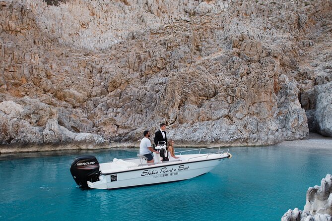 RENT A BOAT 5,5m-30hp LICENCE FREE MARATHI - Meeting at Notos Mare in Marathi and Getting Out by 9:00