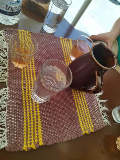 Rethymno:Food Tasting Private Tour at Old Town - Starting at 4 Martyrs Square, right where Rethymno’s old meets new