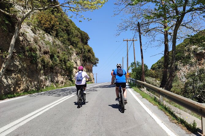 Rethymno Guided eBike Tour to Arkadi Monastery - The beach-street start: waves, sun, and a gentle warm-up