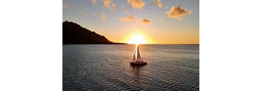Rethymno: Luxury Sunset Cruise with Dinner and Drinks - From Port Rethymno at 17:00, what the cruise actually feels like