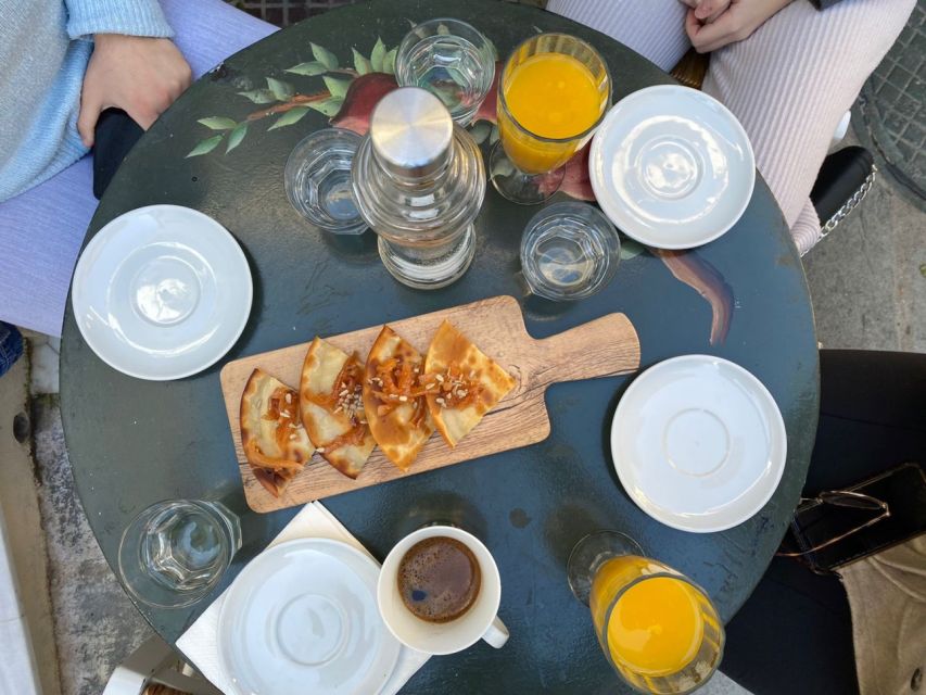 Rethymno: Old Town Walking Tour with Meal - The 4-hour pacing: breakfast to garden lunch without rushing