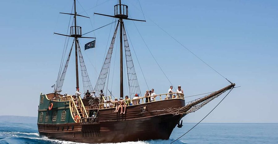 Rethymno: Sunset Cruise on a Wooden Pirate Boat - Why This 1-Hour Pirate Boat Sunset Feels Worth It