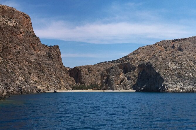Sailing in South Crete with transfer from Matala & Ag. Galini - English on board, and what that means for you