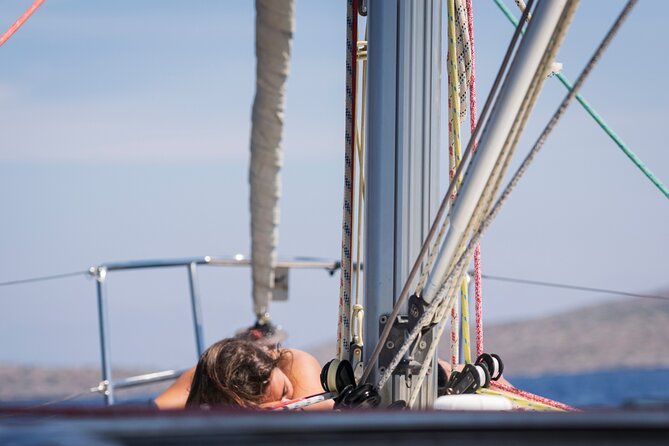 Sailing Trip to Dia Island - All Inclusive - Lunch on the water: pasta, Greek salad, and local drinks