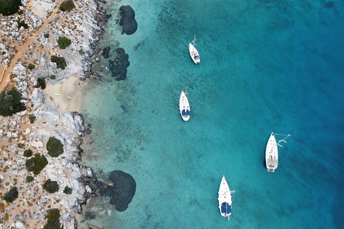 Sailing Trip to Dia with Snorkeling, Dining & Sunset Option - Lunch on deck: what the meal is like and why it works