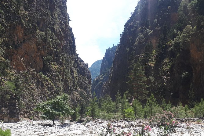 SAMARIA GORGE adventure by local guide. - Who should do this Samaria Gorge hike, and who should skip it